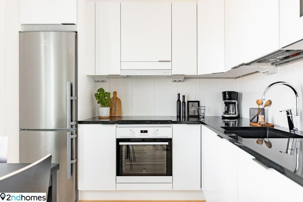 "Kanava" - New 1Br Apartment With Sauna, Balcony & Views, Hosted By 2Ndhomes Tampere Exterior photo