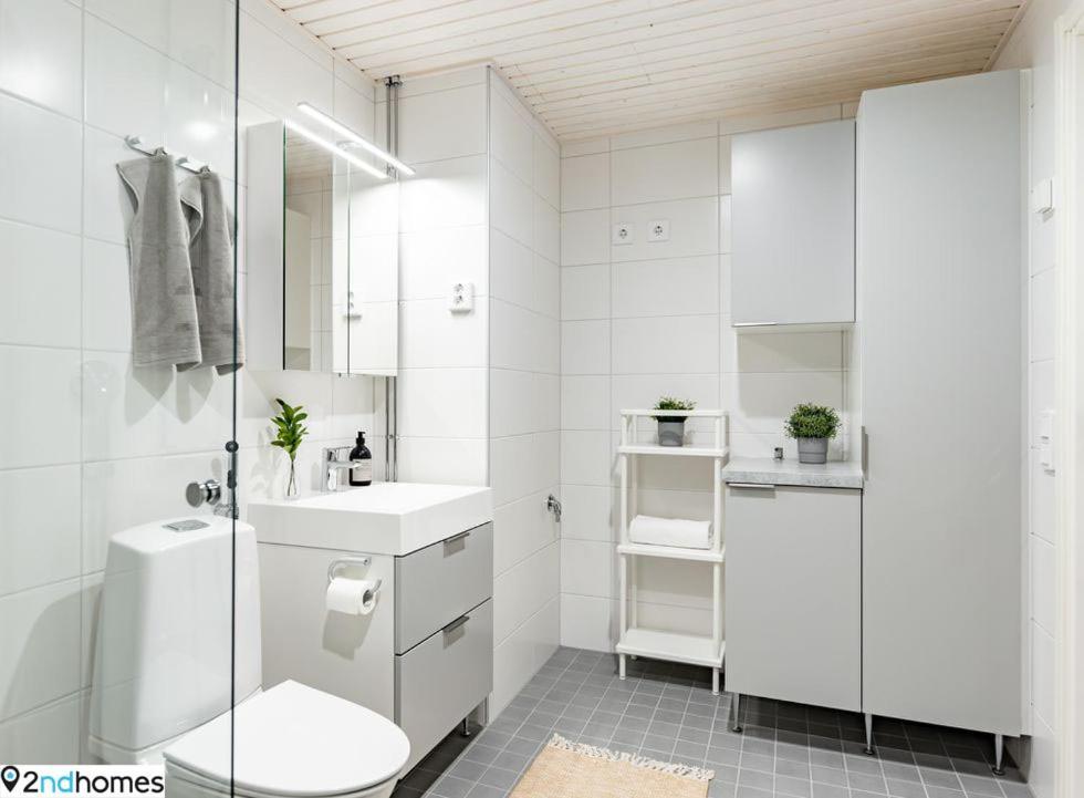 "Kanava" - New 1Br Apartment With Sauna, Balcony & Views, Hosted By 2Ndhomes Tampere Exterior photo